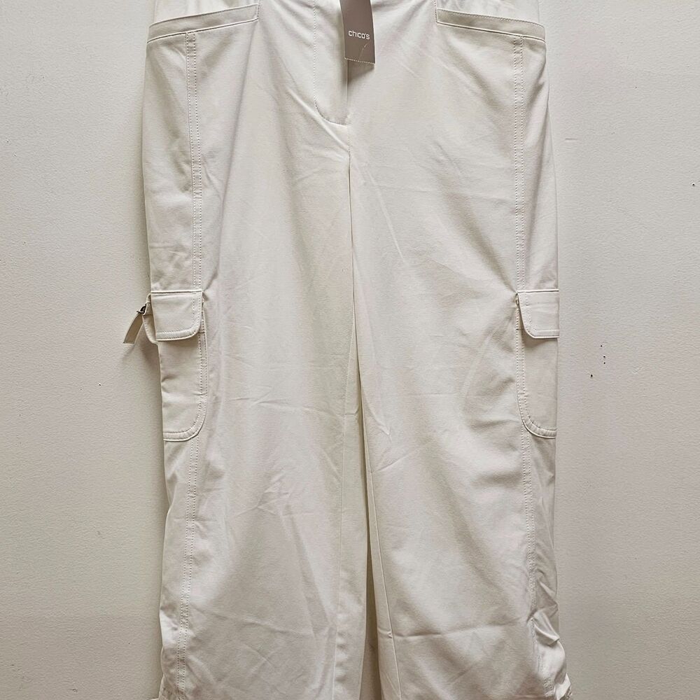 Chicos Zenergy Cargo Crop Pants 0/4